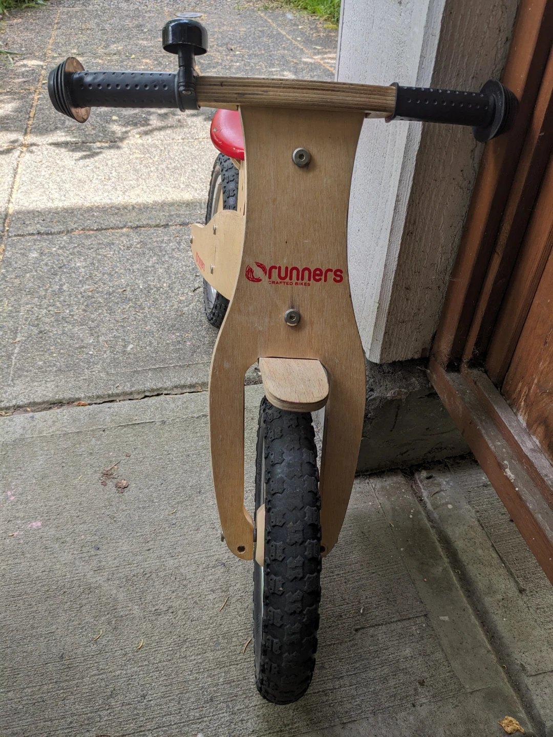 Runners wooden balance bike - photo 3