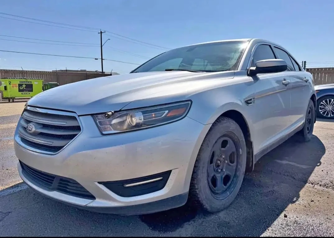 2015 Ford Taurus SEL – AWD – - photo 3