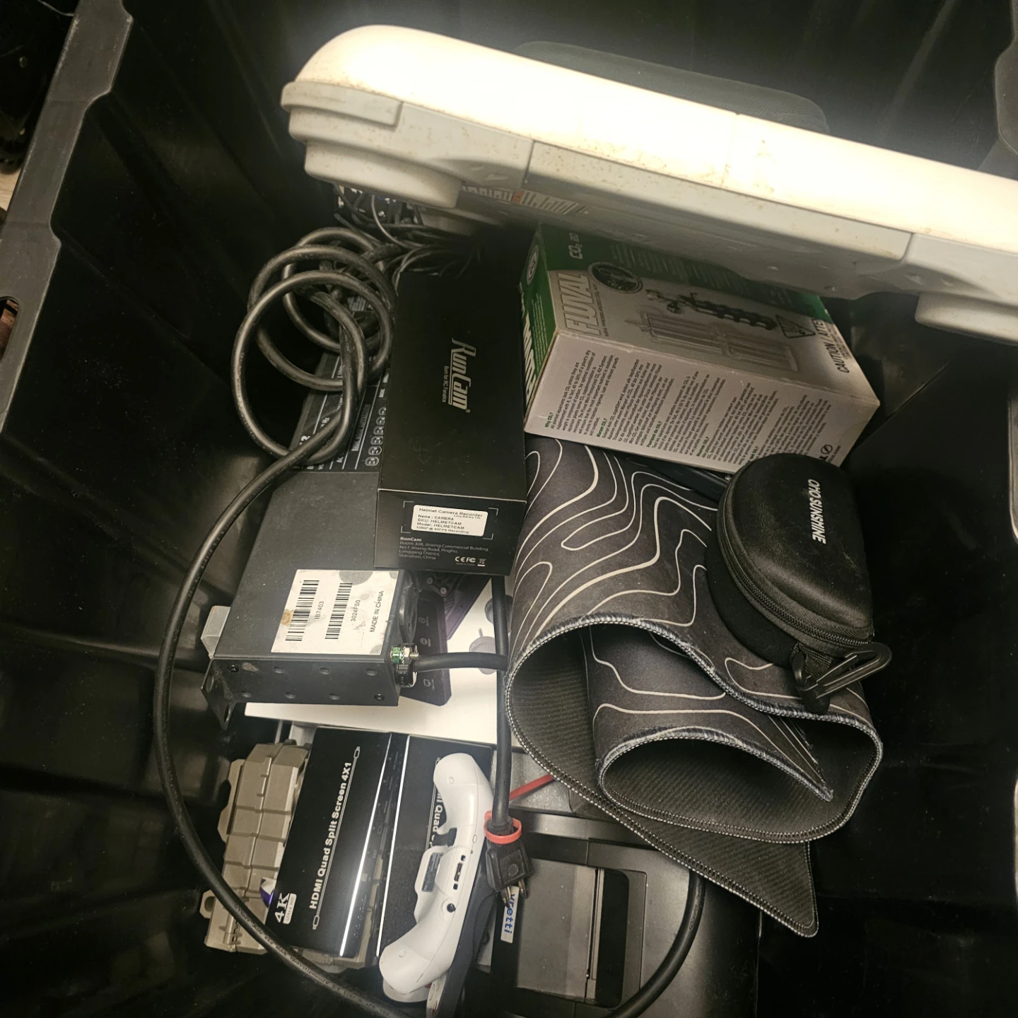 Box of sellable stuff (make an offer  valued at 1000 bucks)