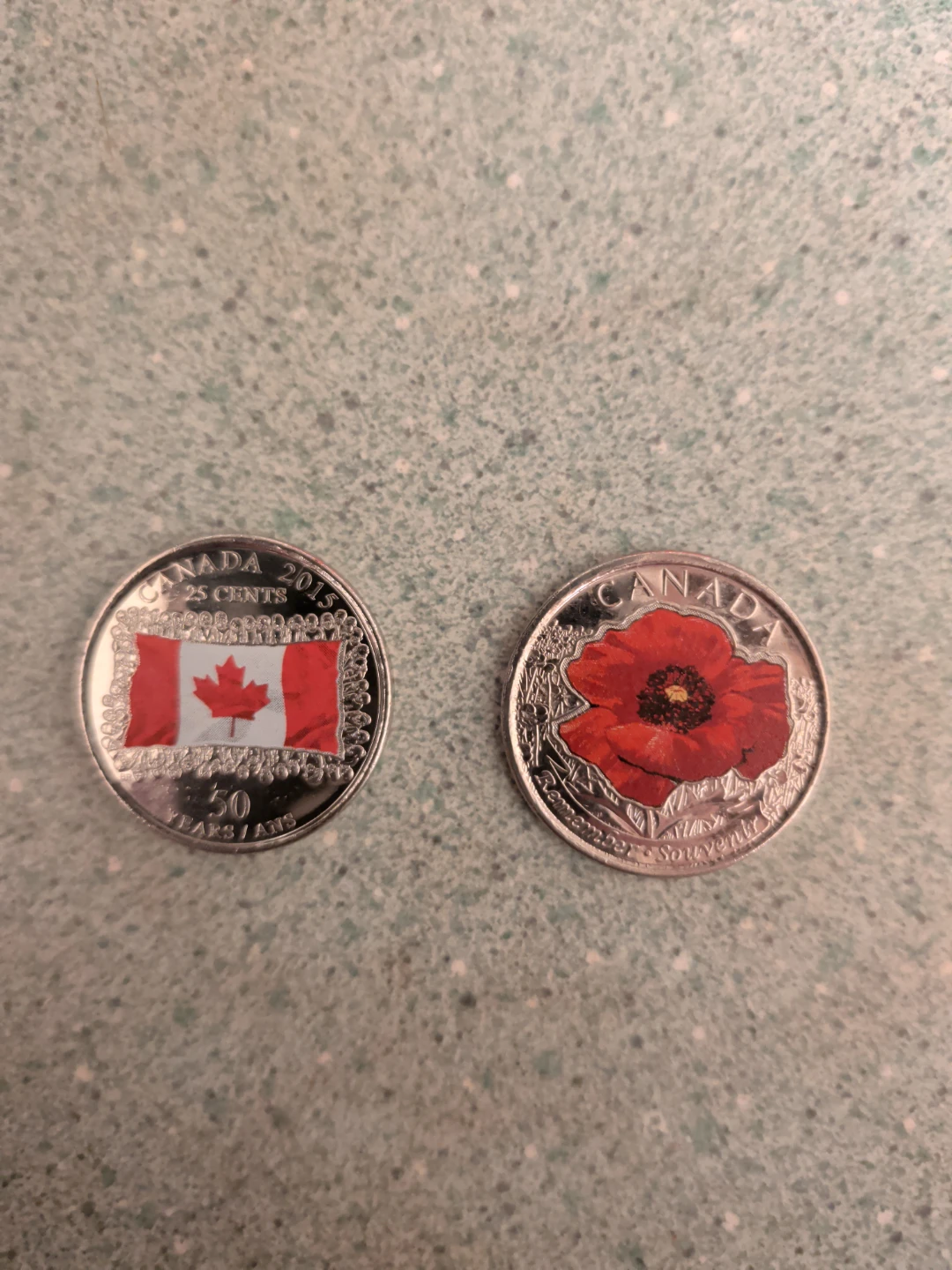 Canada 25 Cents 2015 Poppy & Flag Coins