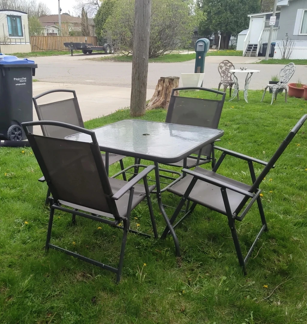 Glass Top Patio Dining Set with 4 Chairs