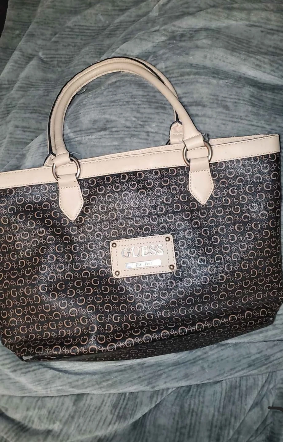 Guess purse