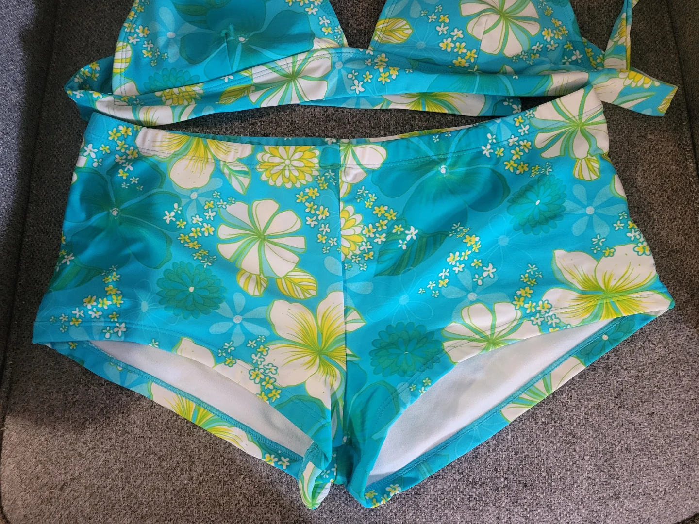 Bikini T size L, B size XL - photo 2