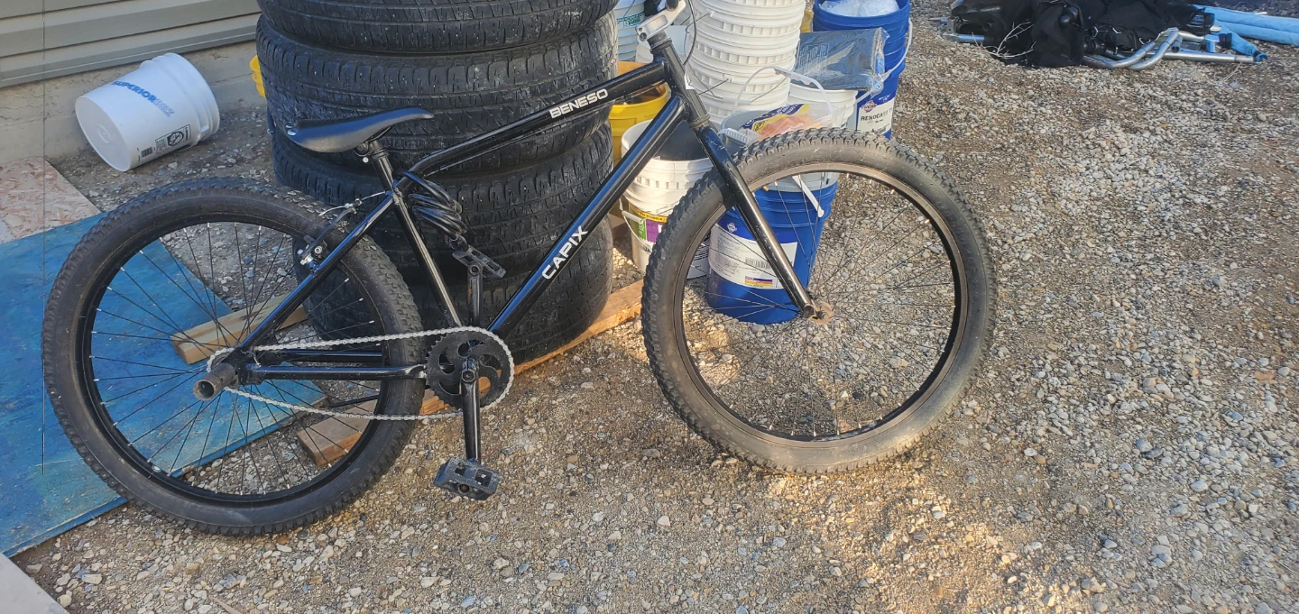CAPiX BENESO BMX Bike