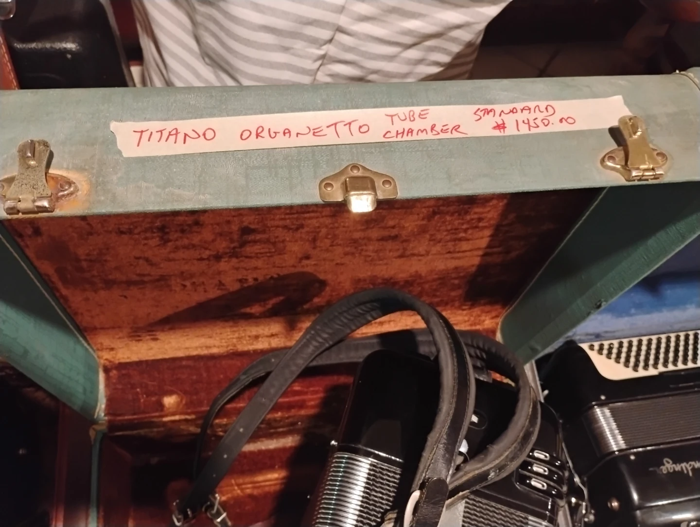 Vintage accordion - photo 2