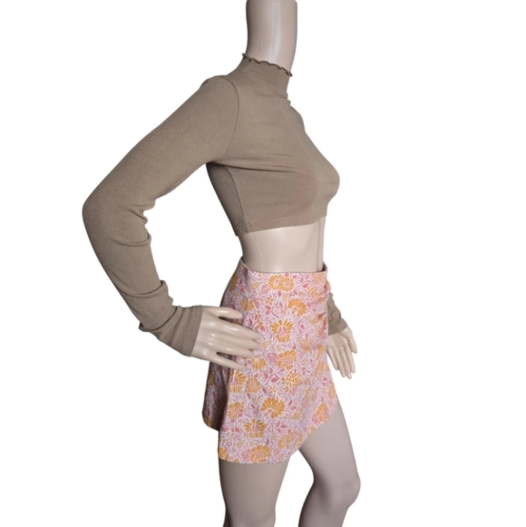 Zara Pink Floral Mini Skirt with Side Slit - photo 3