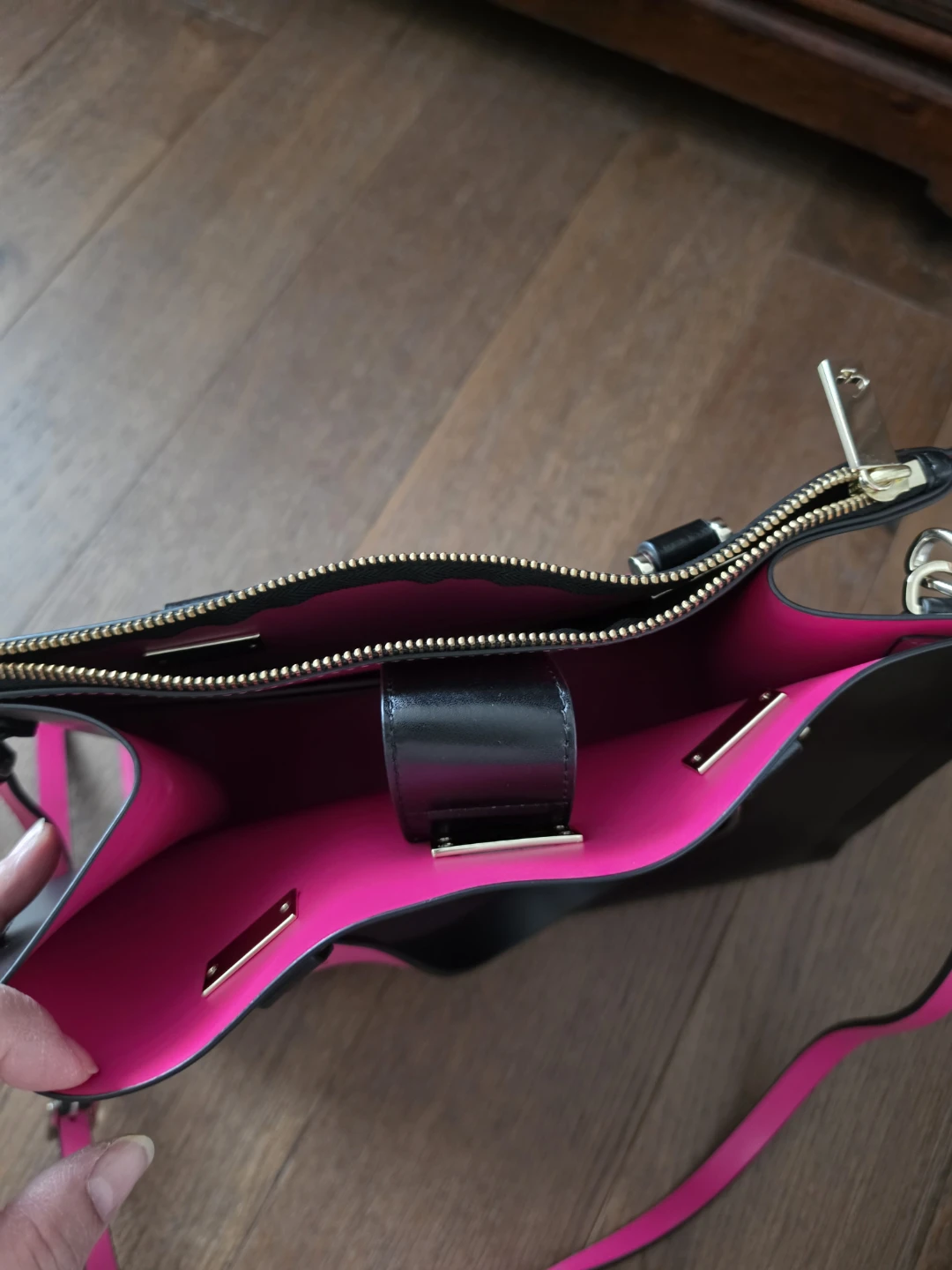 Kate Spade Black Leather Tote Bag with Pink Interior - photo 2