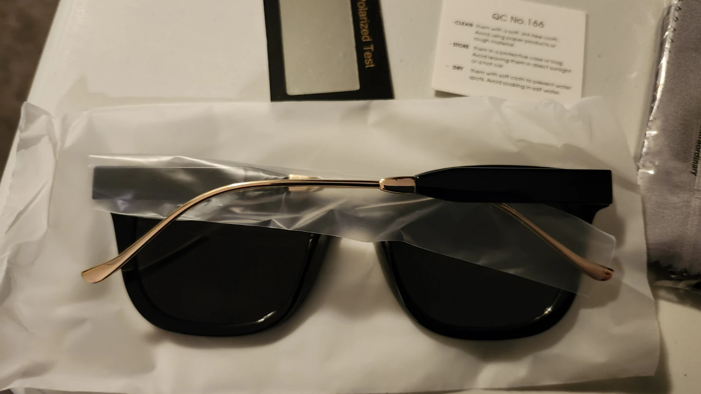 SOJOS Black Cat-Eye Sunglasses with Polarization Test Card - photo 2