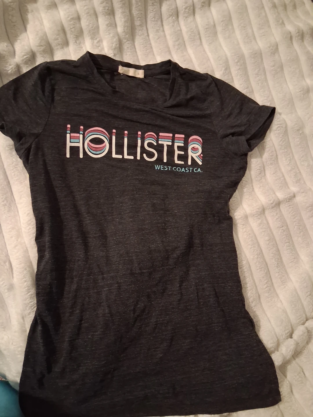 Hollister West Coast CA T-Shirt - Size S - photo 2