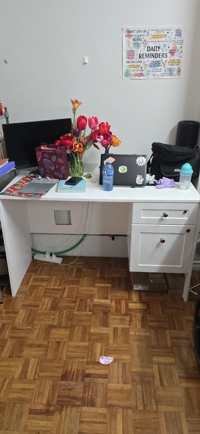 White Desk with Drawers - photo 2
