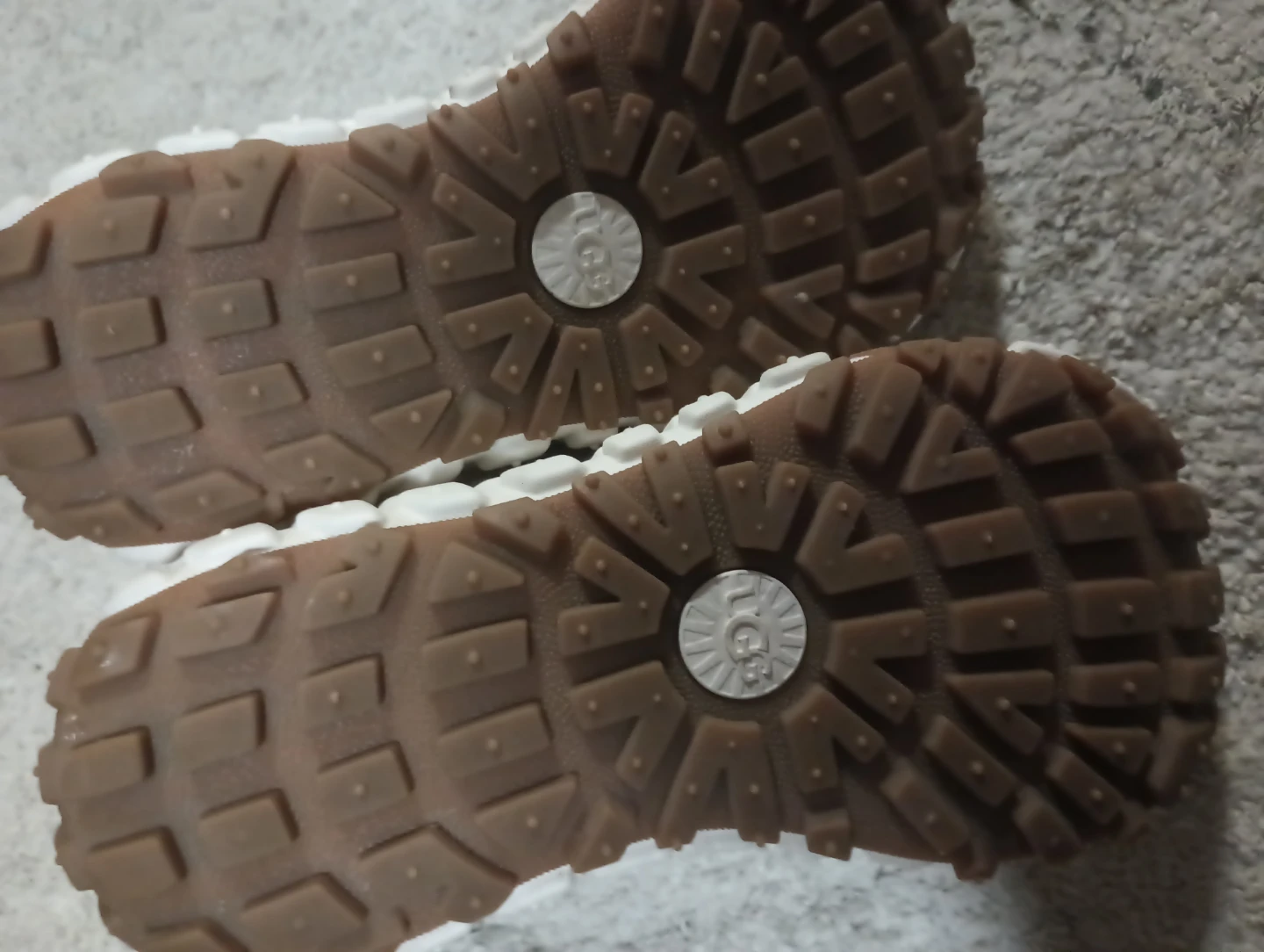 UGG White Slip-On Shoes - photo 3