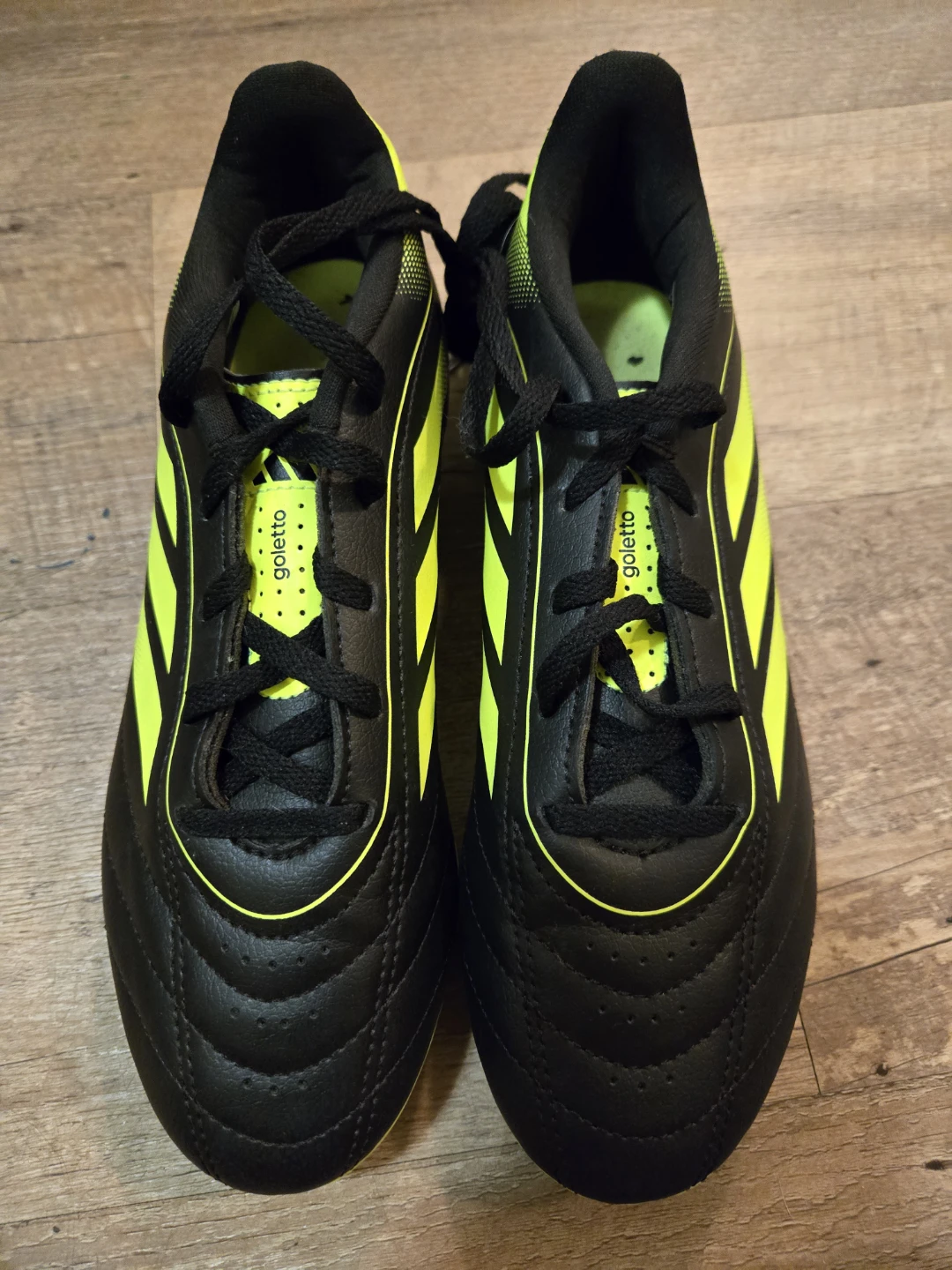 Shoes and soccer cleats - photo 4