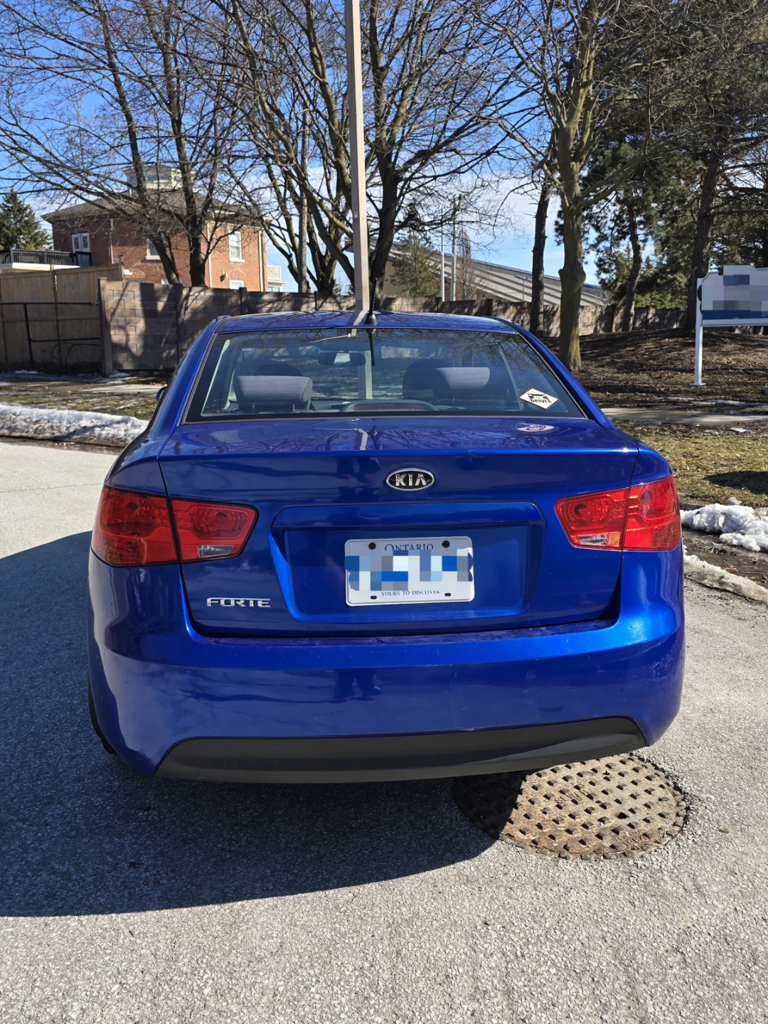 Blue Kia Forte - photo 3