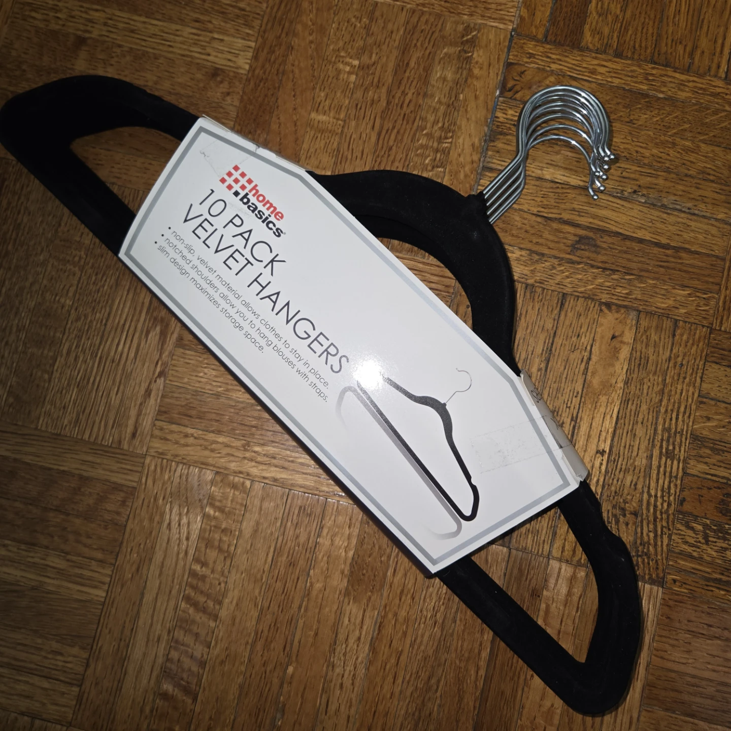* NEW * Home Basics 10 Pack Velvet Hangers - Black - photo 4