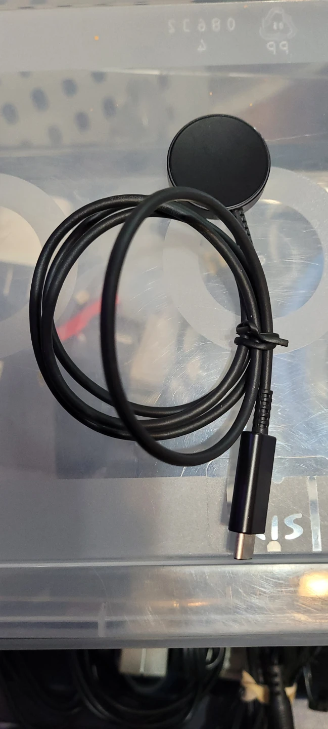 Samsung Fast Wireless Charging Dock for Galaxy Watch - photo 2