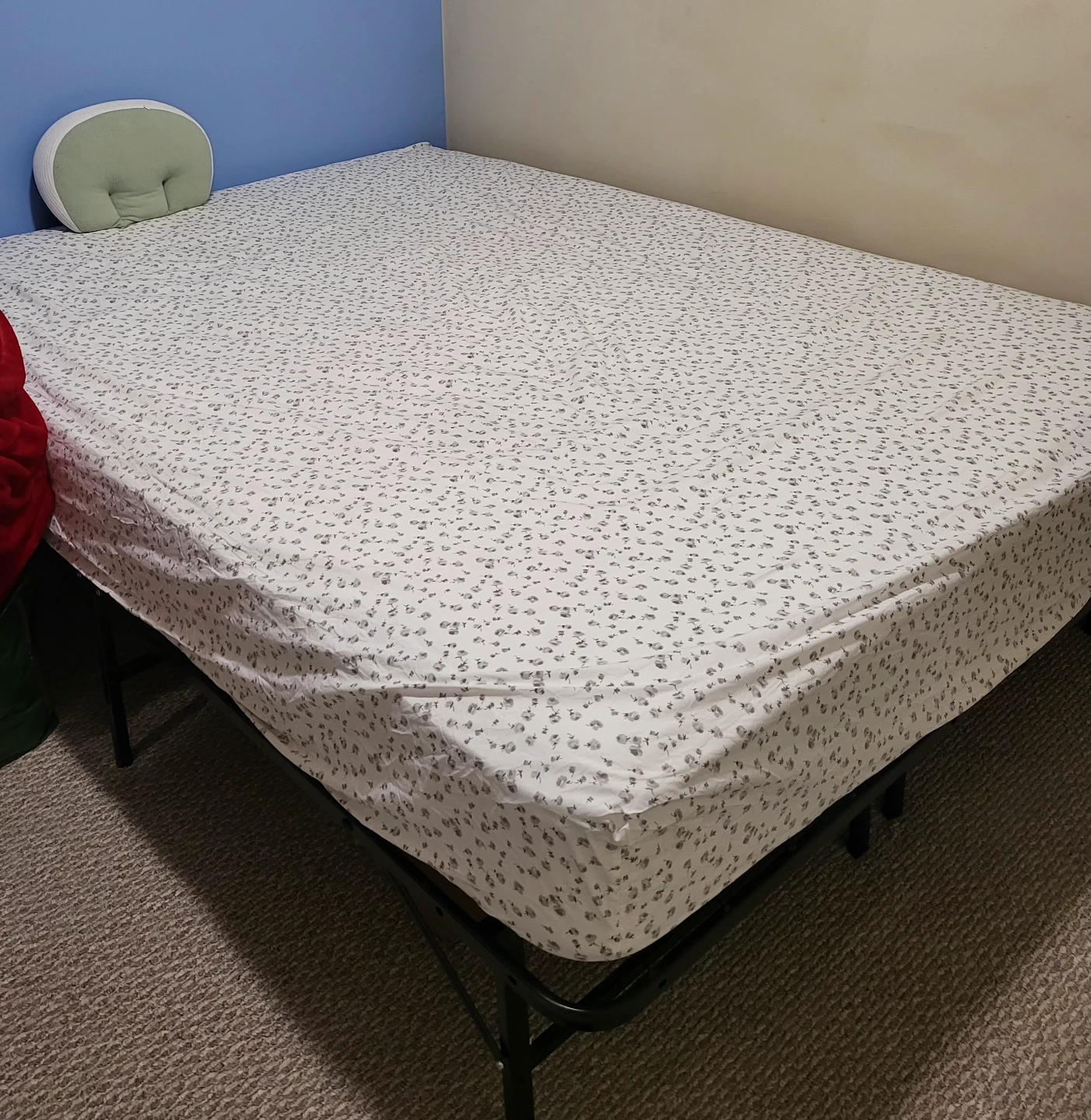 Queen Size Bed mattress with steel Frame - photo 3