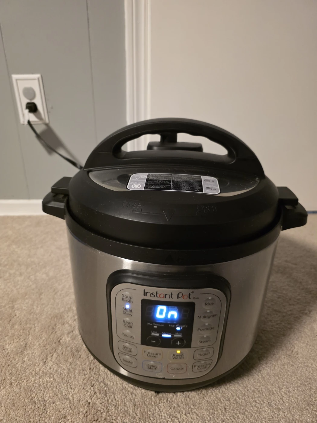Instant Pot Duo Electric Pressure Cooker