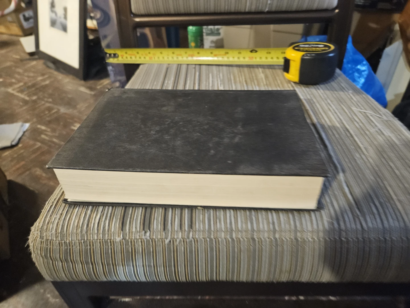 A Game of Thrones Book 1 by George R.R. Martin - photo 4