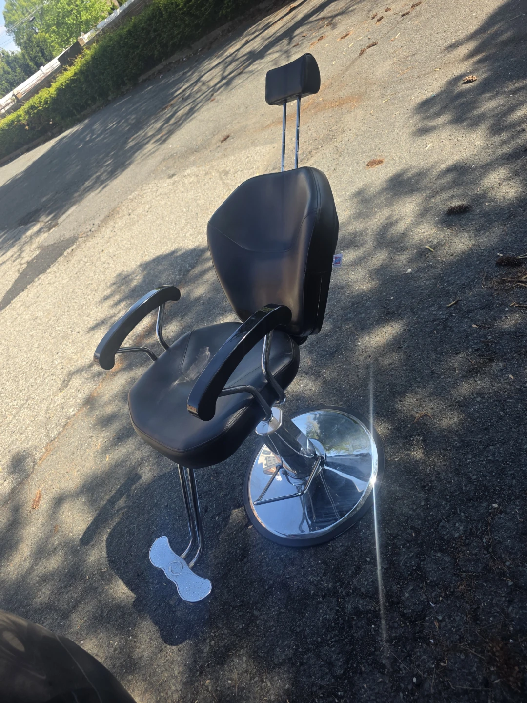 Black leather Barber Chair with Footrest