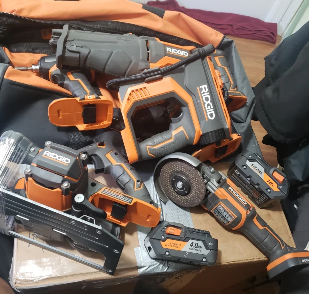 Ridgid Power Tool Set with Batteries and Bag - photo 4