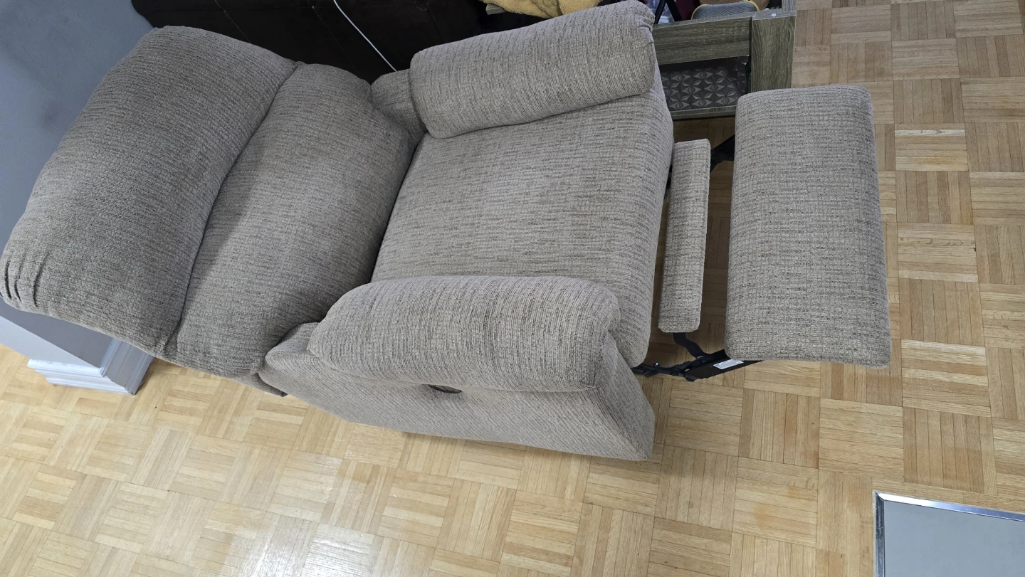 Nerviano Recliner - light brown ashleys electric recliner - photo 4