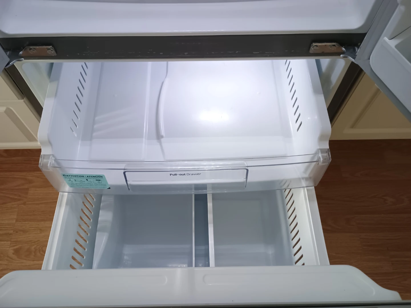 LG Stainless Steel French Door Refrigerator - photo 3