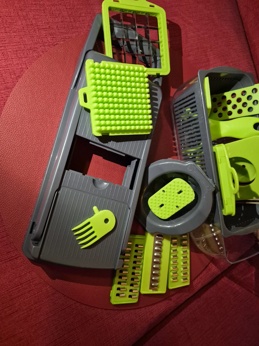 11-in-1 Vegetable Chopper and Slicer Set - photo 4