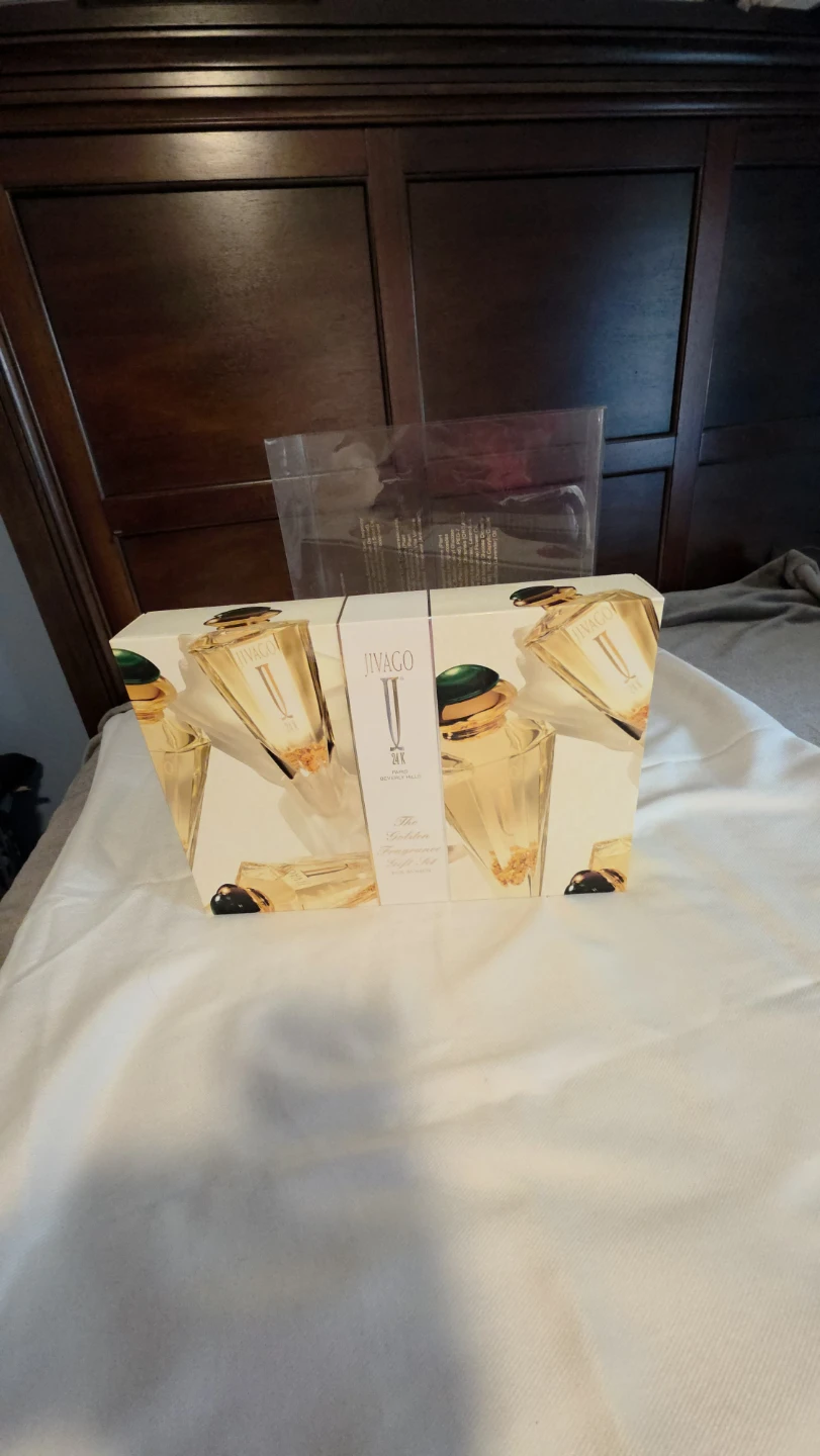 JIVAGO 24K Golden Fragrance Perfume & Body Lotion Set for Women - photo 3