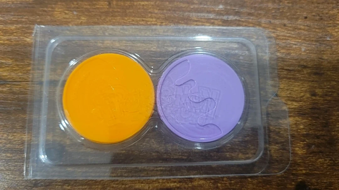 Pokémon Scarlet and Violet Coin Set - photo 2