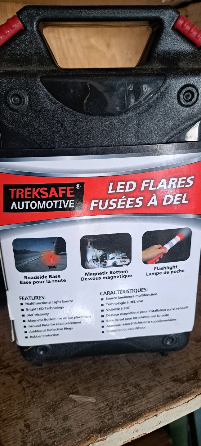 TrekSafe Automotive LED Flares (2 Pack)