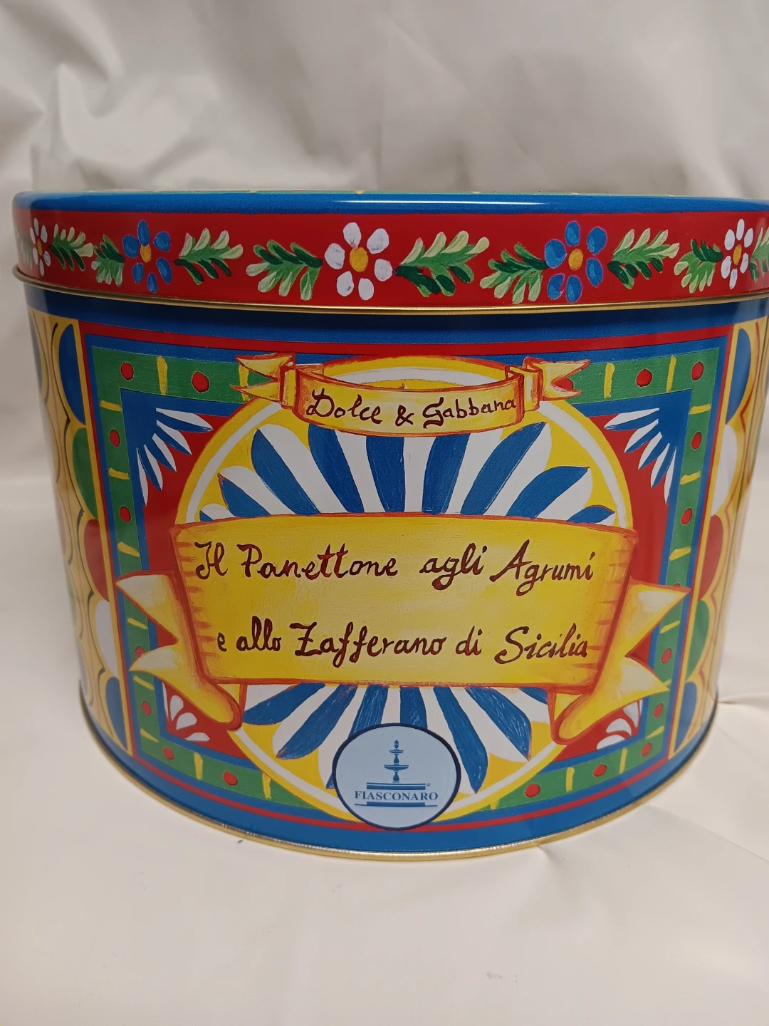 Dolce & Gabbana tin
