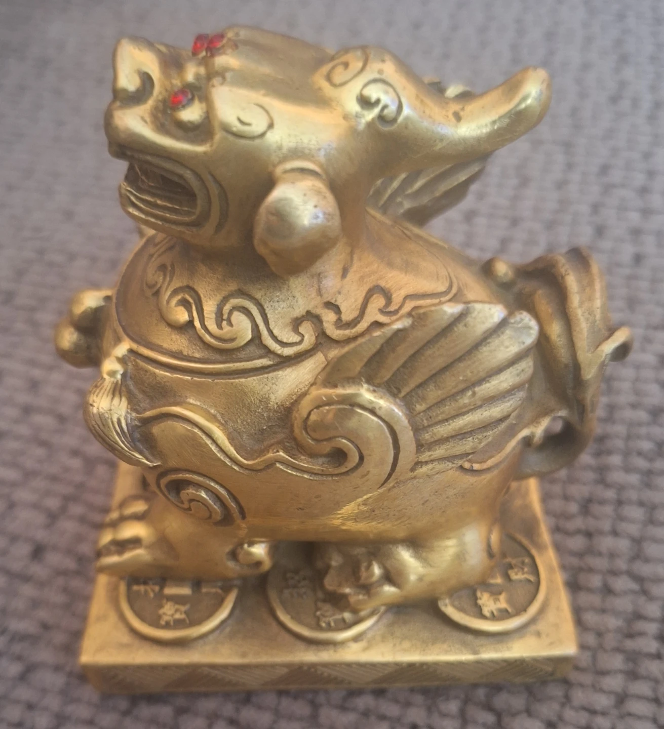 Brass Pi Yao Figurine with Red Gem Eyes - photo 2