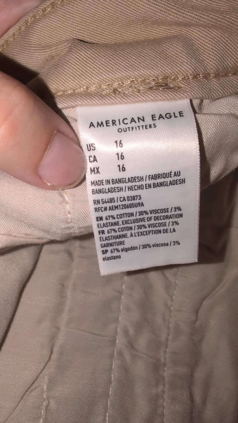 American eagle khaki shorts - size 16 - photo 3