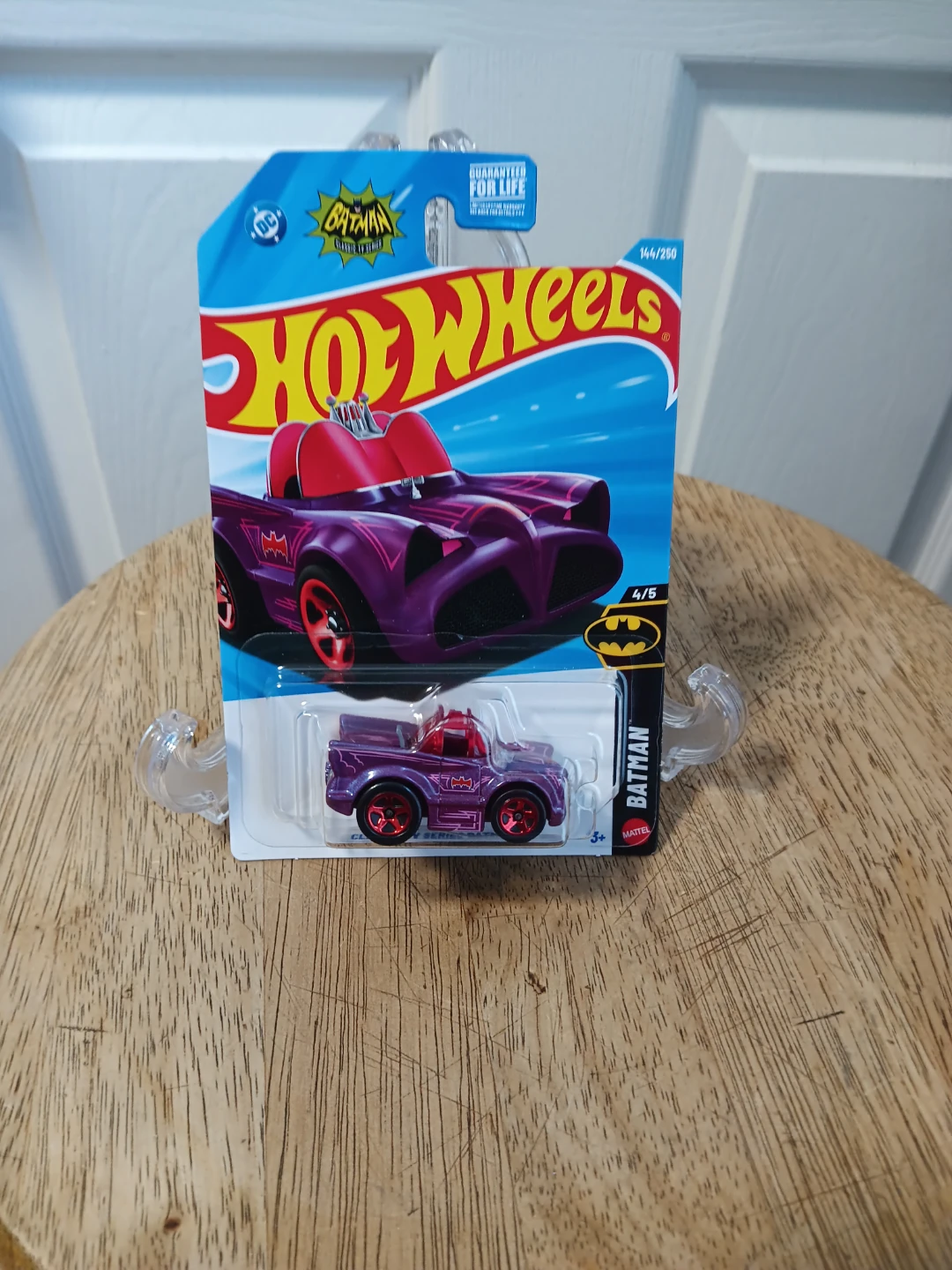Hot Wheels Classic TV Series Batman Batmobile 4/5