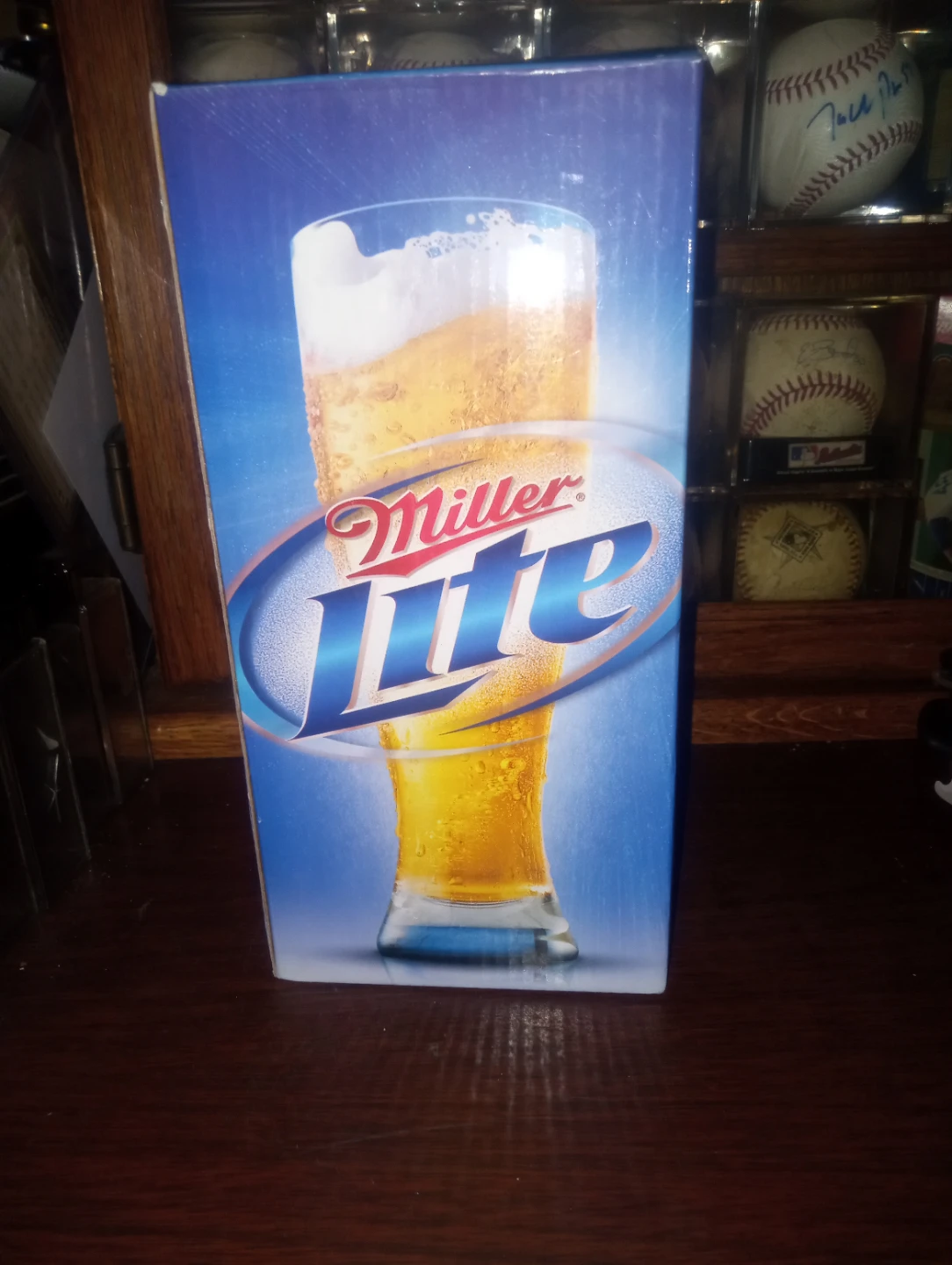 Miller Lite Chicago White Sox Bobblehead Stadium Giveaway - photo 3