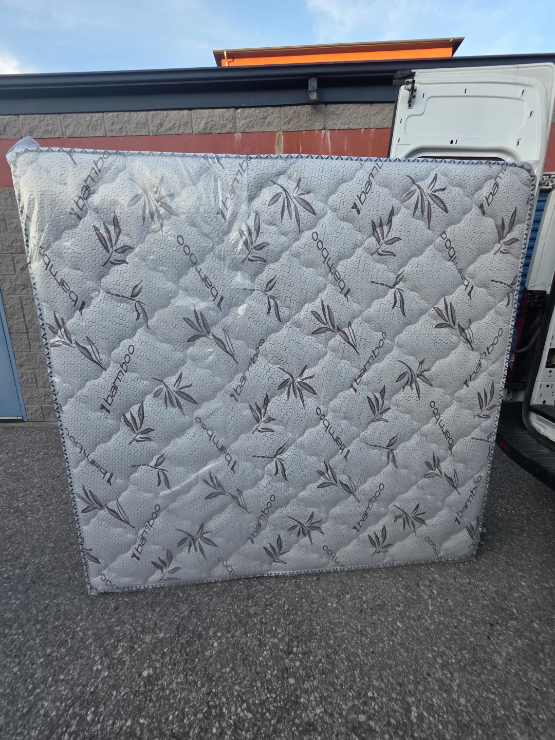 Queen 12 inches Mattress