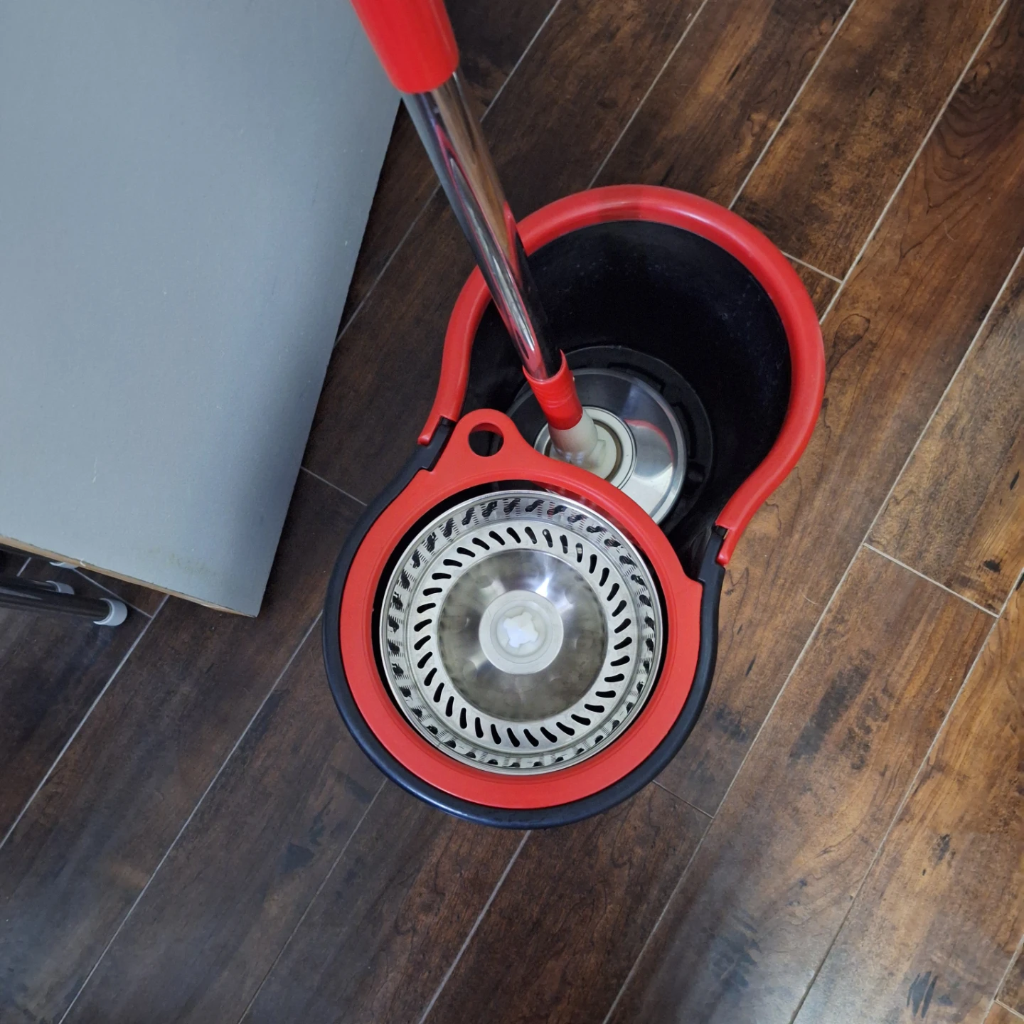 Spin Mop and Bucket Set with 3 Refills - photo 2