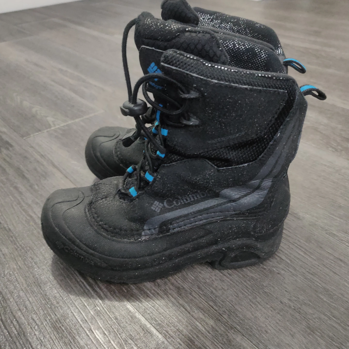 MOS :Boys Columbia Kids' Black Winter Boots Size US 3 - photo 2