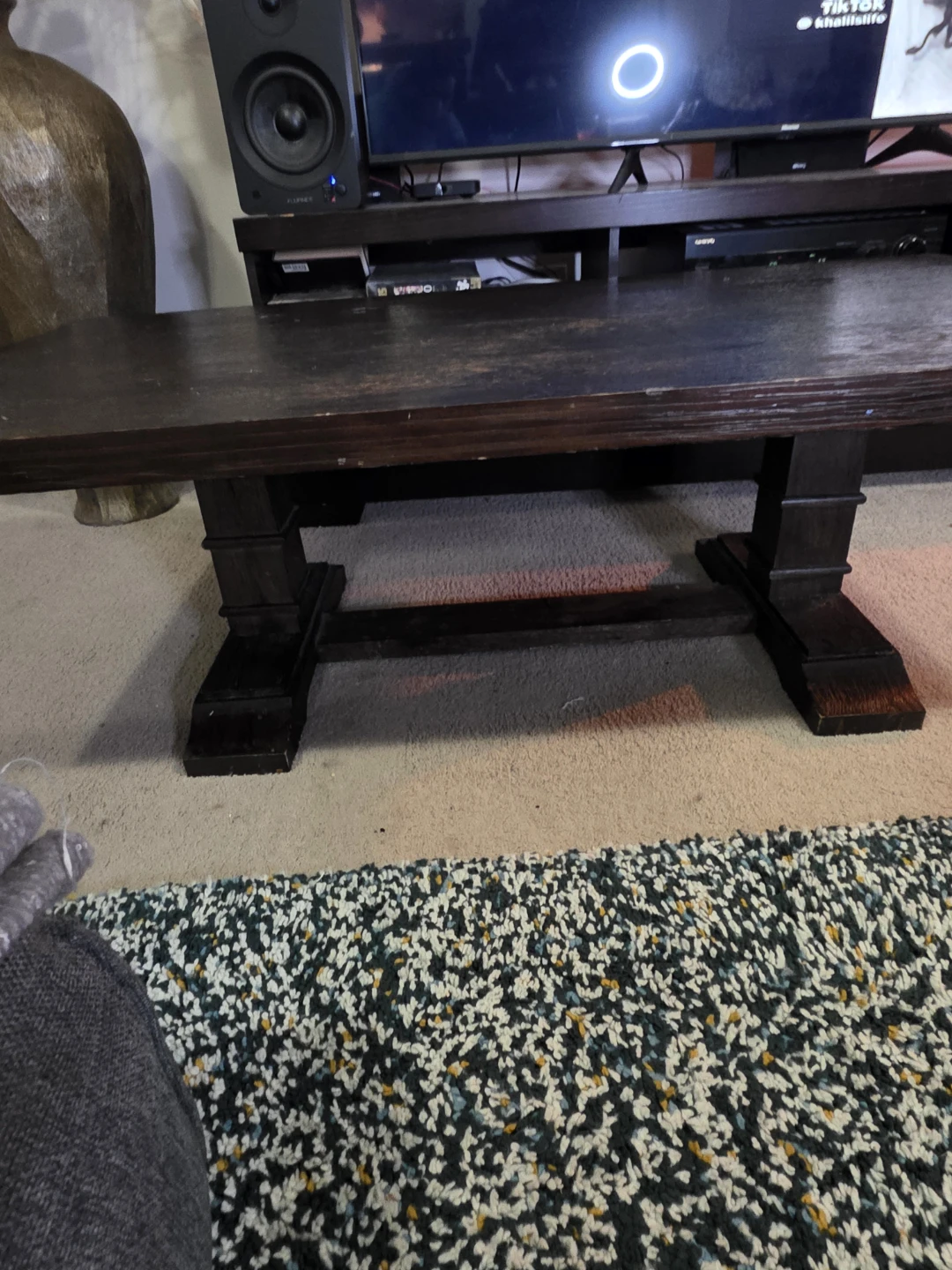 WOODEN TABLE NEEDS TO BE REPAINTED