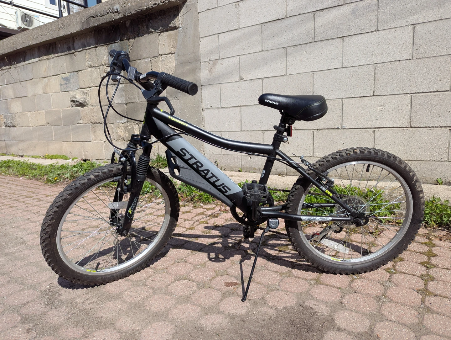 STRATUS 20-inch Kids Bike