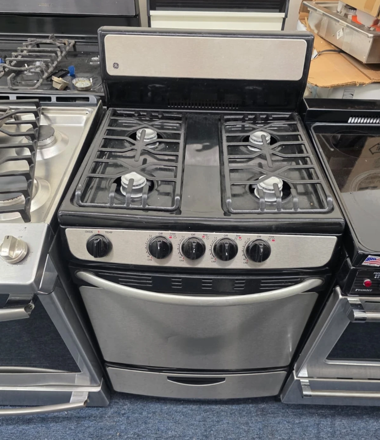 GE 24in Stainless steel gas stove