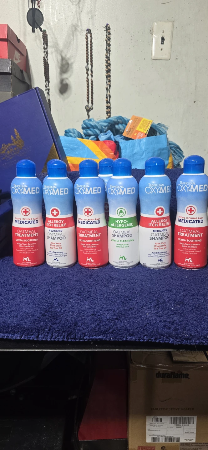 TropiClean Oxy-Med Medicated Oatmeal Shampoo & Treatment Lot - photo 2