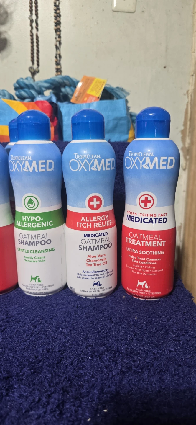 TropiClean Oxy-Med Medicated Oatmeal Shampoo & Treatment Lot - photo 4