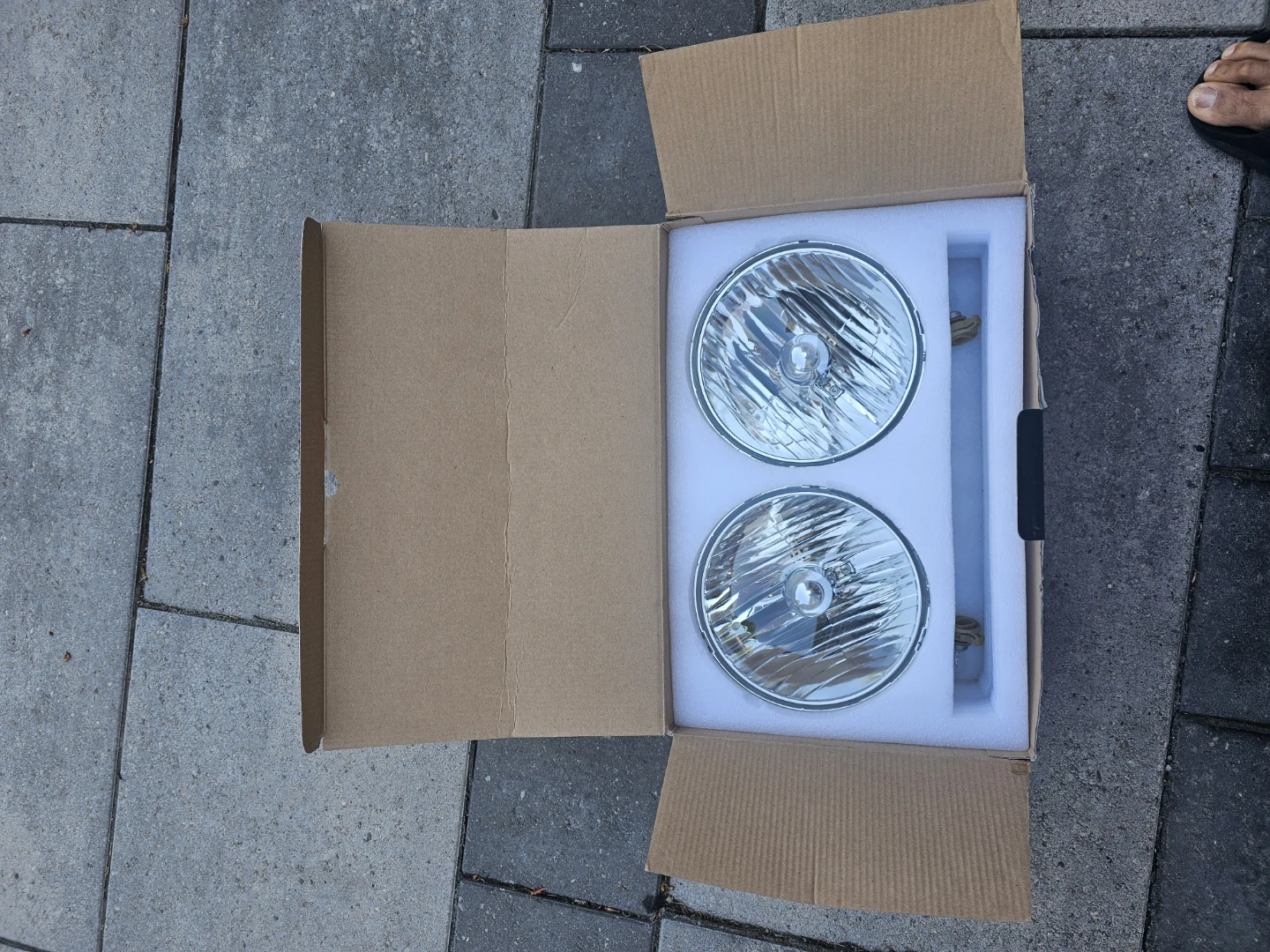 Xprite 7" High / Low LED Headlight Set - photo 2