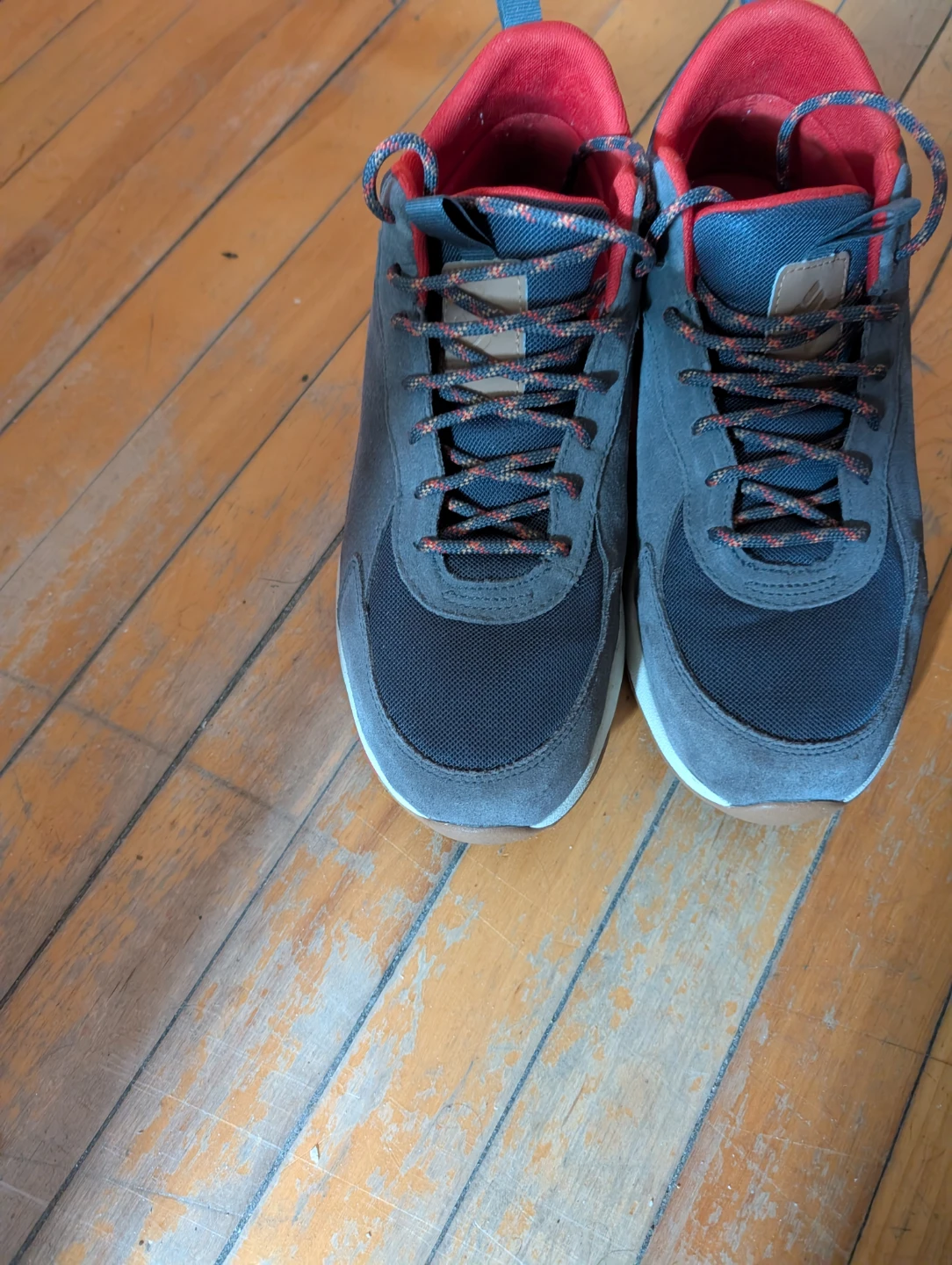 Columbia hiking shoes