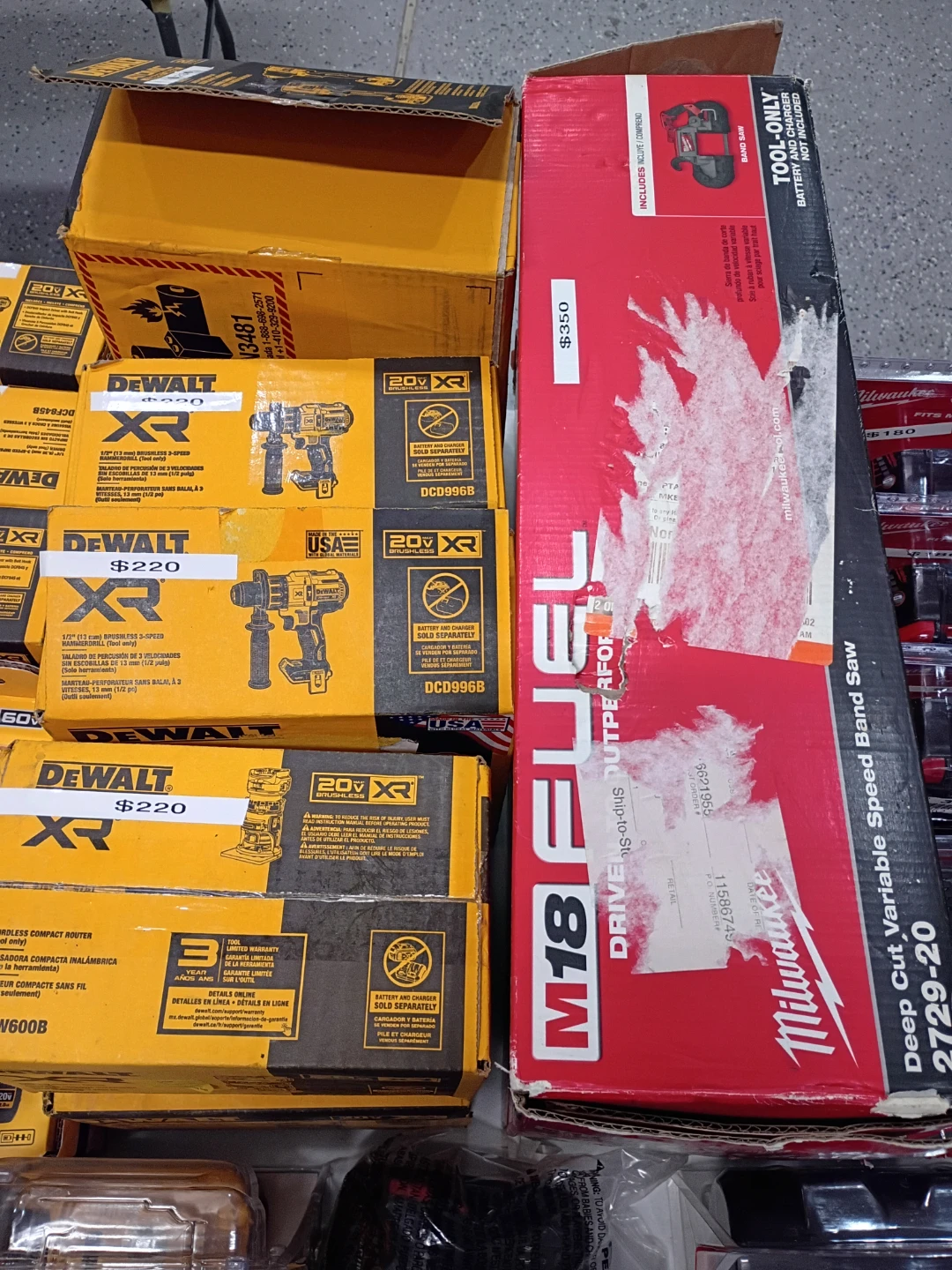 Milwaukee M18 FUEL Deep Cut Variable Speed Band Saw - photo 2