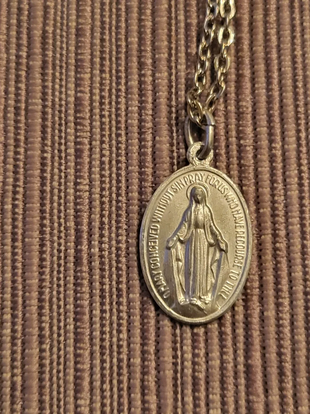 Miraculous Medal Necklace - photo 2