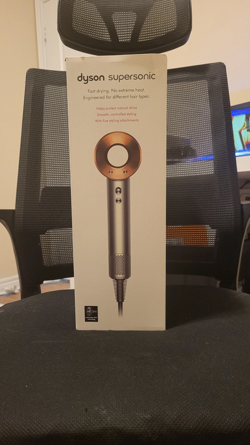 Dyson Supersonic Hair Dryer with 5 Styling Attachments