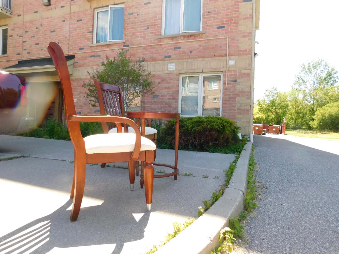 Wooden Dining Chairs and Side Table Set - photo 2