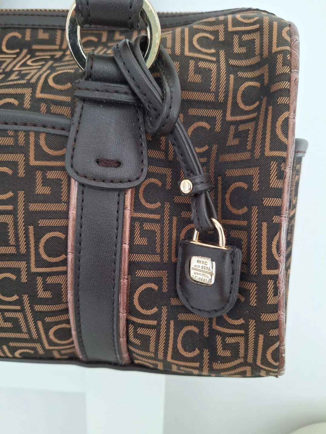 Liz Claiborne Brown Satchel Bag - photo 2